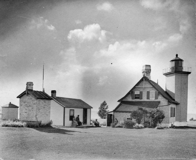 Eagle Bluff Lighthouse. Dulcan Family.