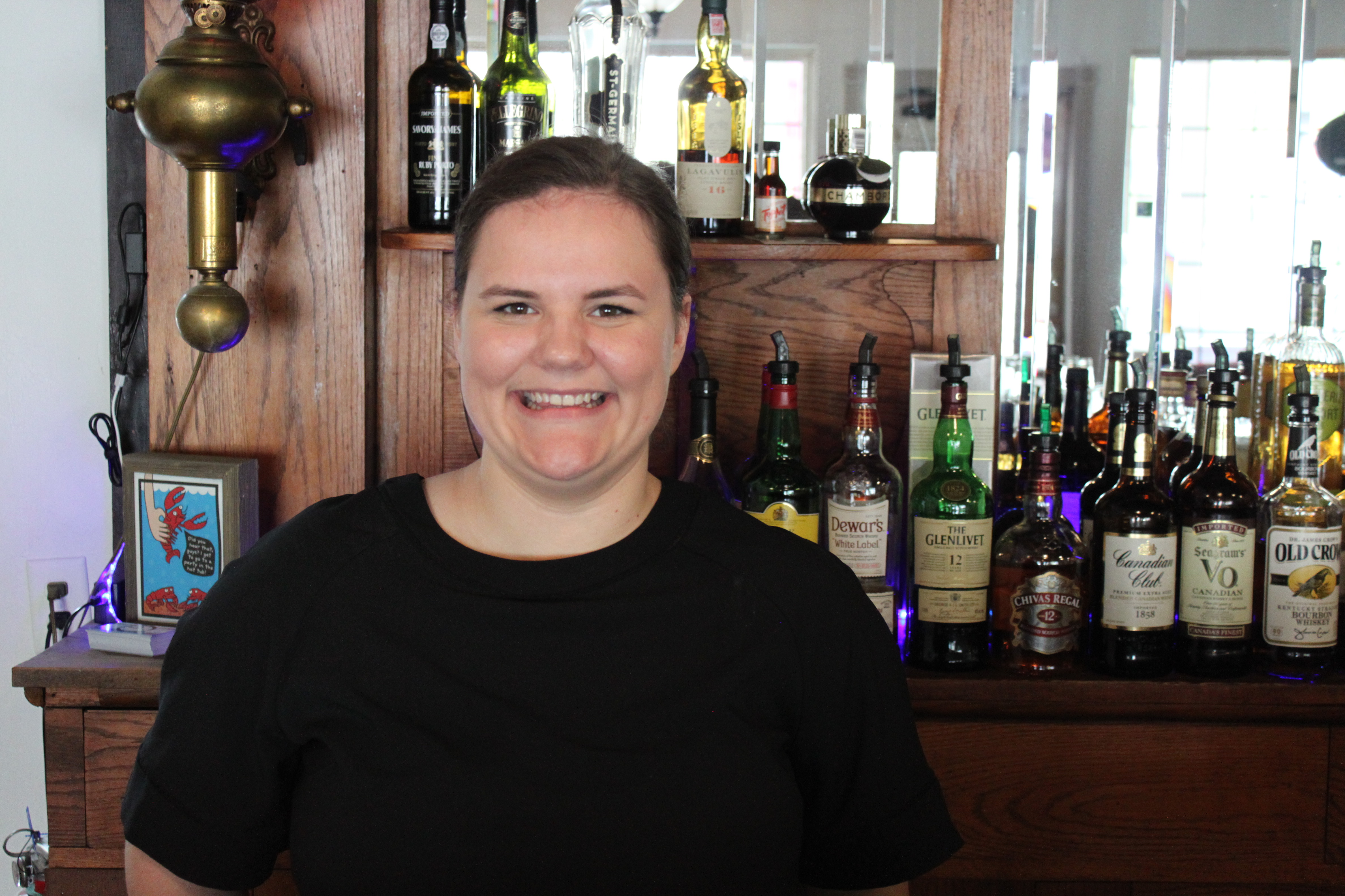 Server of the Week. Emily Simmons. Harbor Fish Market.
